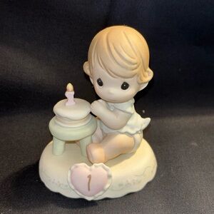 Precious Moments Growing in Grace Age 1 Figurine